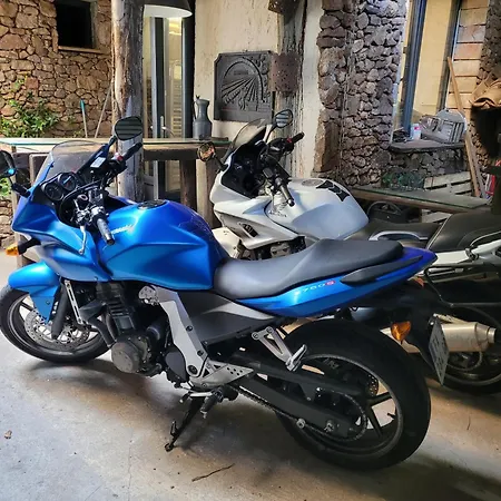 Maisonnette Avec Terrasse Sur Le Gardon *