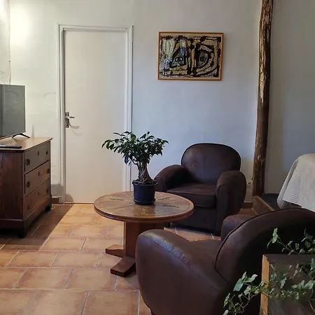Maisonnette Avec Terrasse Sur Le Gardon * אנדוזה